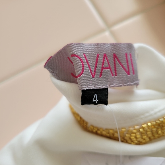 JOVANI WHITE BEADED LONG DRESS Nwt size 4 - Picture 7 of 12